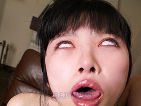 某お嬢様大学に通う訳アリ女子大生　首絞めでイキ狂う変態だった　サンプル画像19